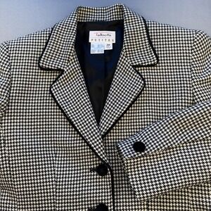 TALBOTS Petites Houndstooth Jacket Black & White 100% Wool‎ Velvet Buttons Sz 2P